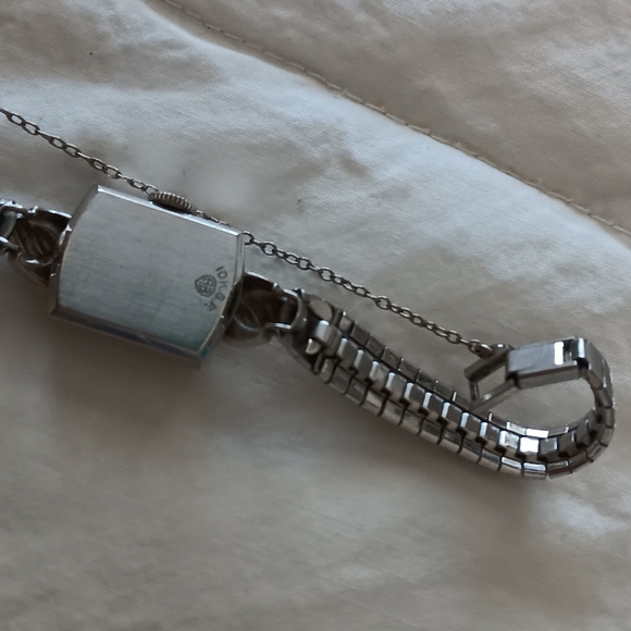 Vintage Wittnauer Swiss watch 10K GF Ladies - Picture 4 of 5